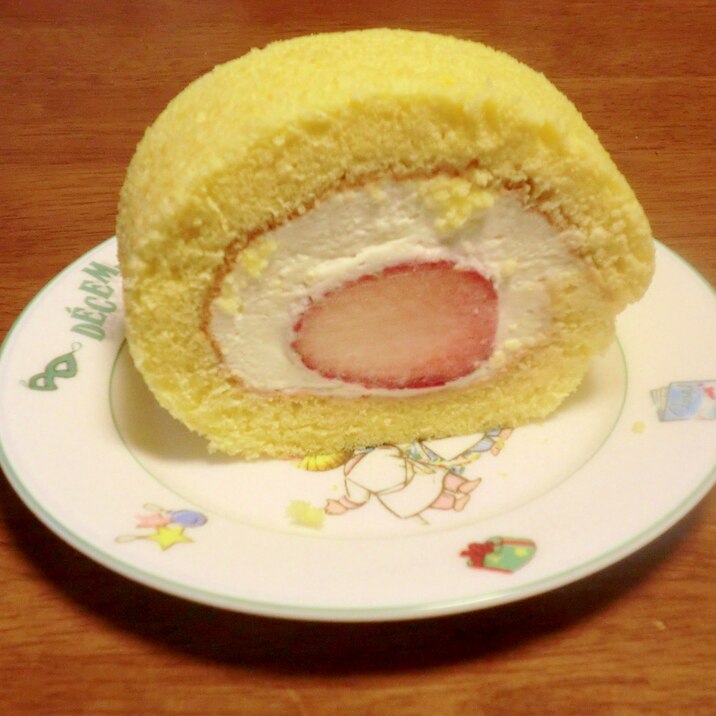 クリスマスのビスキュイロールケーキ